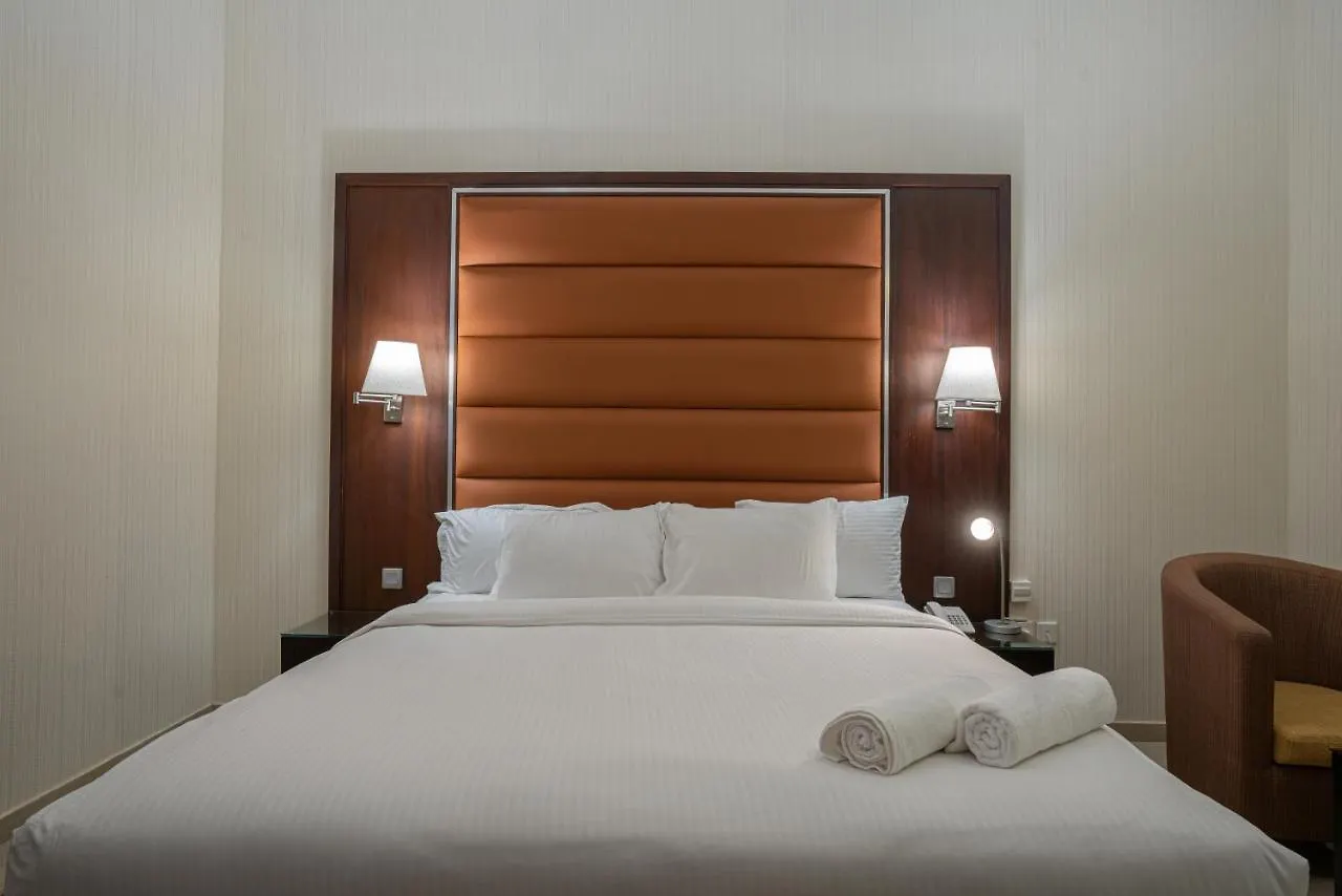 Vista City Hotel Dubai 3*,